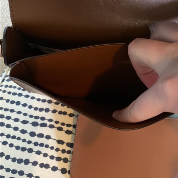 Kate Spade scalloped crossbody and wallet set 😍 - Picture 6 of 10